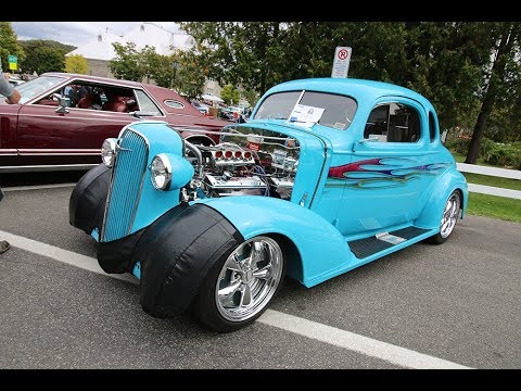 Exposition de voitures anciennes Saint-Sauveur 2019